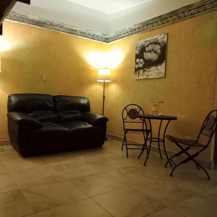 Antigua Inn Hotel Гватемала Экстерьер фото