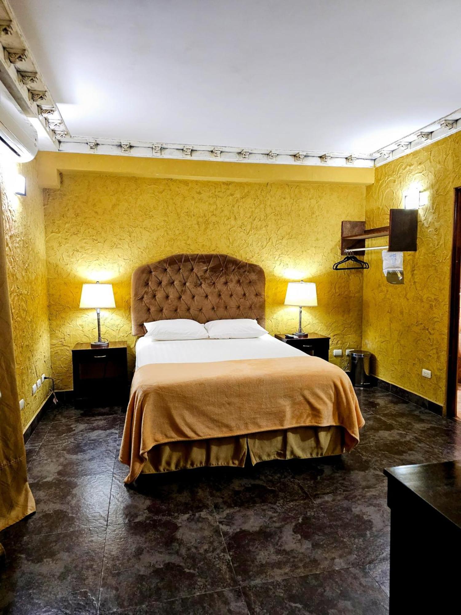 Antigua Inn Hotel Гватемала Экстерьер фото