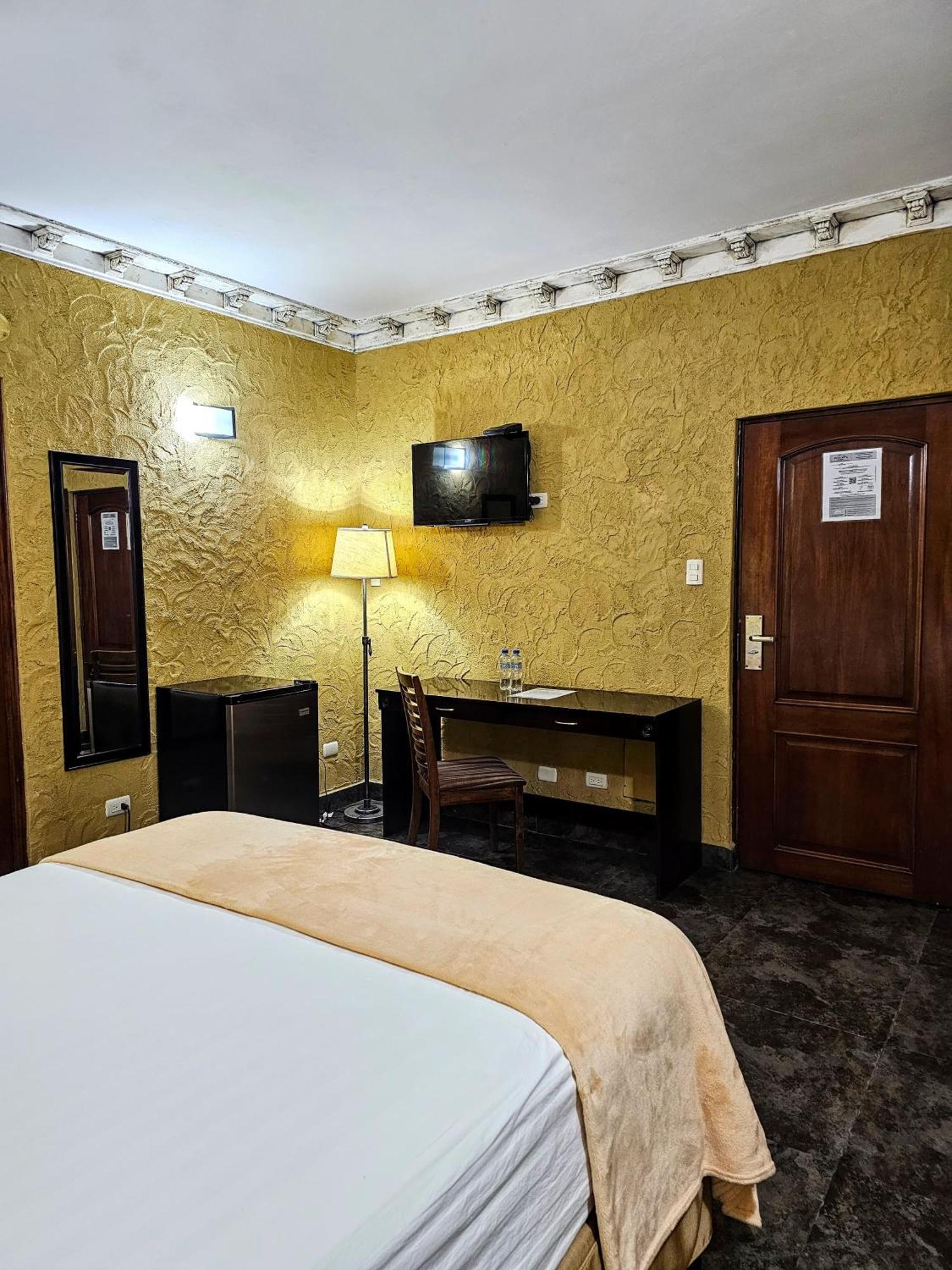 Antigua Inn Hotel Гватемала Экстерьер фото