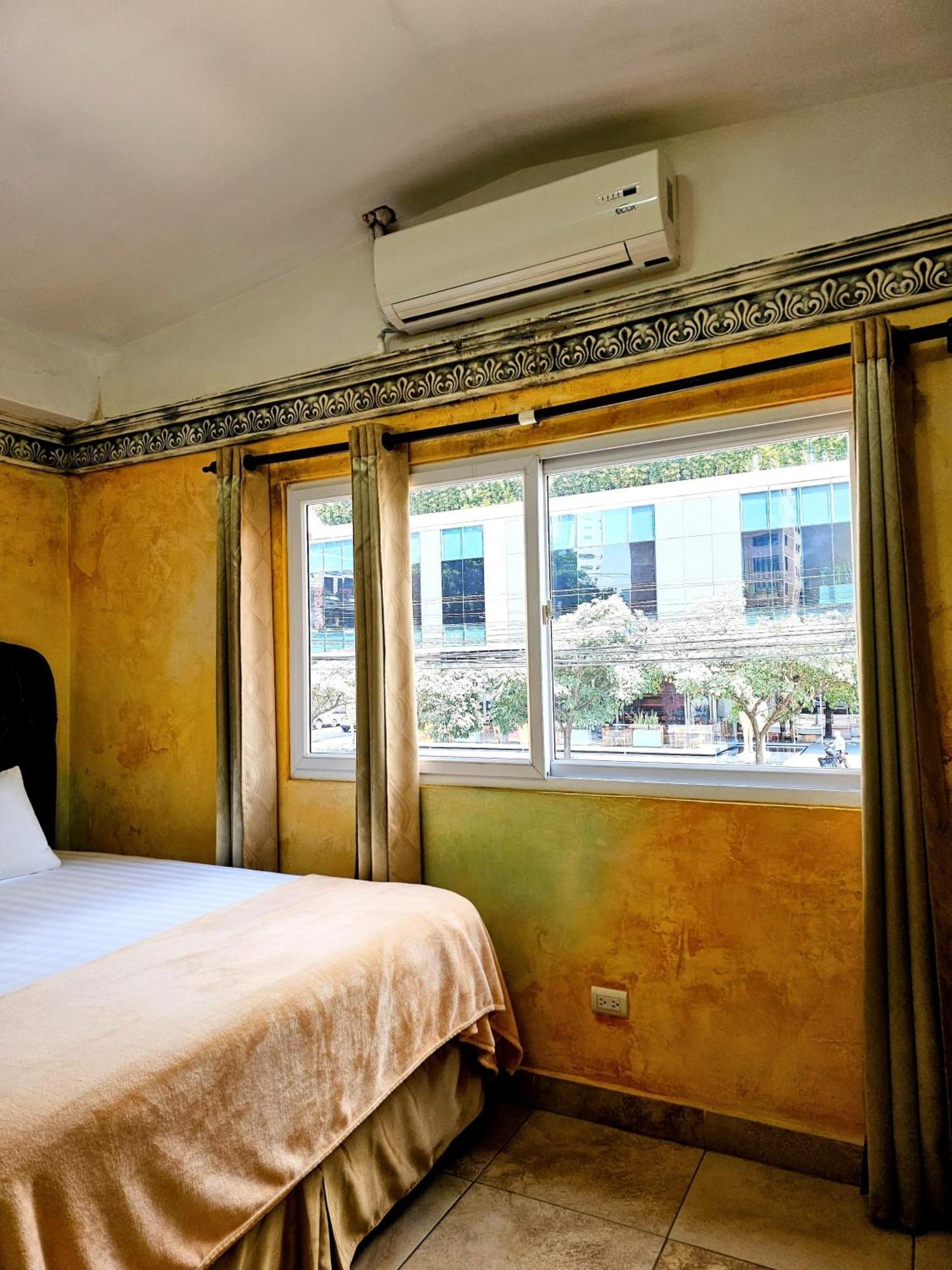 Antigua Inn Hotel Гватемала Экстерьер фото